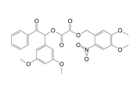 Oxalic acid (4,5-Dimethoxy-2-nitrobenzyl) ester (3',5'-Dimethoxybenzoin) ester