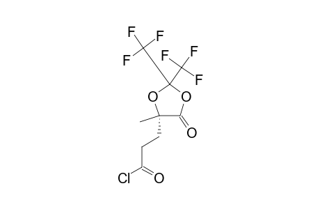 3-[(5S)-2,2-BIS-(TRIFLUOROMETHYL)-5-METHYL-4-OXO-1,3-DIOXOLAN-5-YL]-PROPIONYL-CHLORIDE