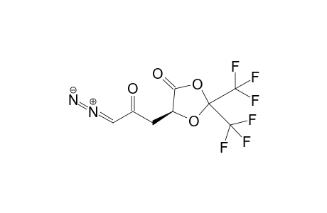 (5S)-5-(3-Diazo-2-oxopropyl)-2,2-bis(trifluoromethyl)-1,3-dioxolan-4-one