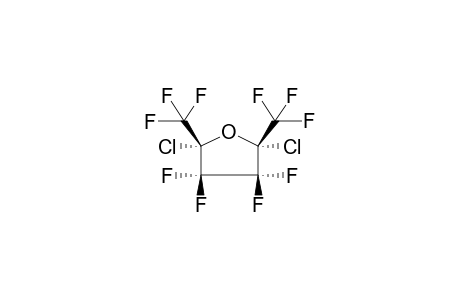 CIS-2,5-BIS(TRIFLUOROMETHYL)-2,5-DICHLOROTETRAFLUOROOXOLANE