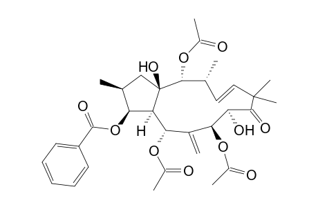 5,7,14-Triacetoxy-3-(benzoyloxy)-8,15-dihydroxy-9-oxo-Jatropha-6(17),11(E)-diene