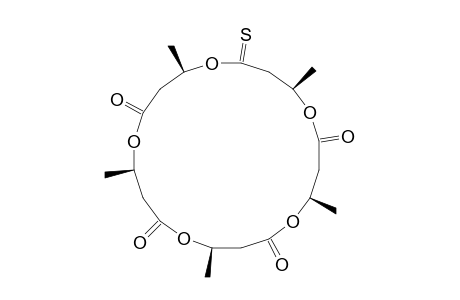 4,8,12,16,20-Pentamethyl-18-thioxo-1,5,9,13,17-pentaoxacycloicosane-2.6.10.14-tetrone