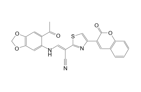 (2E)-3-[(6-acetyl-1,3-benzodioxol-5-yl)amino]-2-[4-(2-oxo-2H-chromen-3-yl)-1,3-thiazol-2-yl]-2-propenenitrile