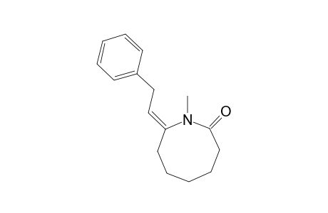 1-Methyl-8-[2-phenyl-eth-(Z)-ylidene]-azocan-2-one