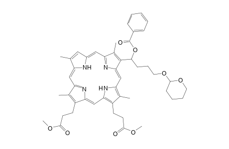 Dimethyl 3,3'-[8"-(1'"-benzoyloxy-4"'-(tetrahydropyran-2-yl)oxybut-1"'-yl)-2",7",12",18"-tetramethyl-2",3"-dihydro-21H.23H-porphyrin-13",17"-diyl]-dipropionate