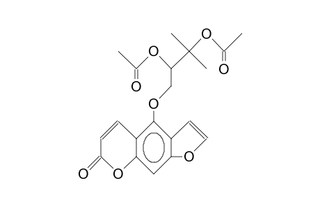 Oxypeucedanin hydrate diacetate