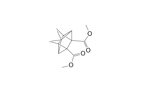 Tetracyclo[3.2.0.02,7.04,6]heptane-1,5-dicarboxylic acid, 3,3,6,7-tetramethyl-, dimethyl ester