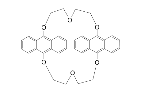 1,4,7,18,21,24-Hexaoxa[7.7]-9,10-anthracenophane(AAO3O3)