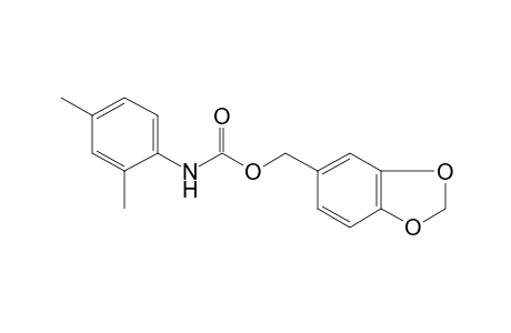 2,4-dimethylcarbanilic acid, piperonyl ester