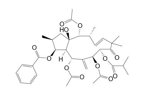 5,7,14-tris(Acetoxy)-3-(benzoyloxy)-8-(isobutyroyloxy)-15-hydroxy-9-oxo-Jatropha-6(17),11(E)-diene