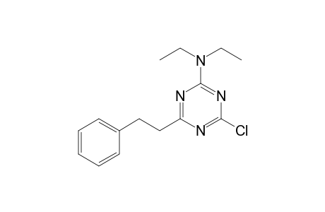 2-(2'-Phenylethyl)-4-(N,N-diethylamino)-6-chloro-1,3,5-triazine