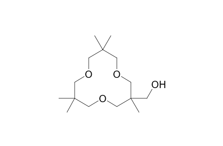 3-Hydroxymethyl-3,7,7,11,11-hexamethyl-1,5,9-trioxacyclododecane