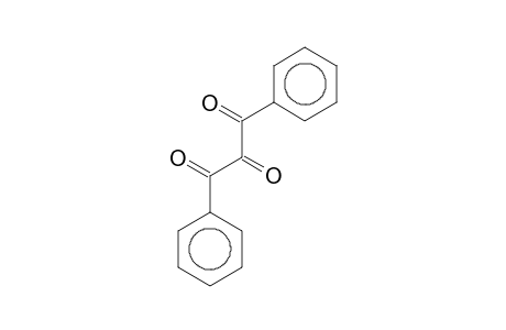 1,3-di(phenyl)propane-1,2,3-trione