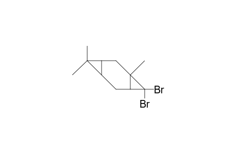 3,4-exo-Dibromomethano-3,7,7-trimethyl-bicyclo(4.1.0)heptane