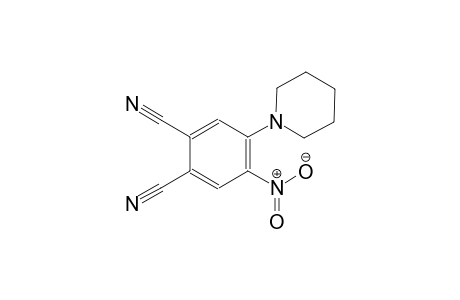 4-nitro-5-(1-piperidinyl)phthalonitrile