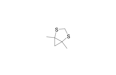 1,5-Dimethyl-2,4-dithia-bicyclo(3.1.0)hexane