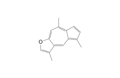 Linderazulene