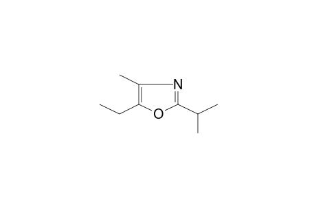 5-Ethyl-2-isopropyl-4-methyloxazole