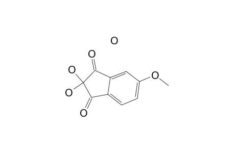 2,2-Dihydroxy-5-methoxy-1,3-indandione hydrate