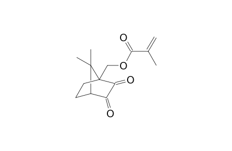 (+/-)-10-Methacryloyloxycamphorquinone