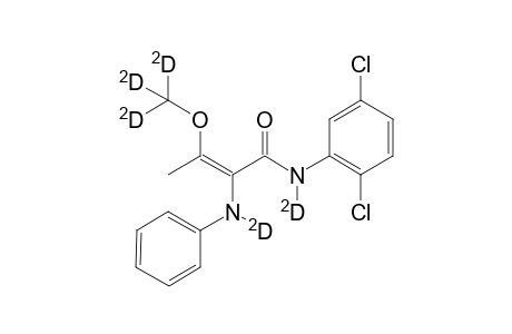 .alpha.-Deuteroanilino-.beta.-trideuteromethyoxycrotonic acid 2,5-dichlorodeuteroanilide