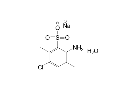 6-AMINO-3-CHLORO-2,5-XYLENESULFONIC ACID, SODIUM SALT, MONOHYDRATE