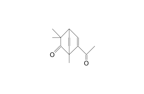 2-Acetyl-1,8,8-trimethyl-bicyclo(2.2.2)octa-2,5-dien-7-one