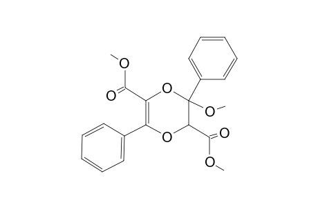 2,5-Diphenyl-3,6-bis(methoxycarbonyl)5-methoxy-1,4-dioxacyclohex2-ene