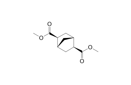 (+)-(1R,2S,4R,5S)-exo,exo-dimethylbicyclo[2.2,1]heptan-2,5-dicarboxylate