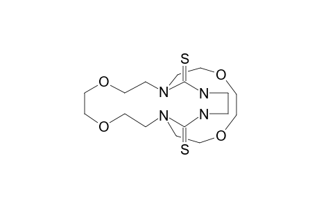 4,7,13,16-Tetraoxa-1,10,20,23-tetraazabicyclo[8.8.6]-tetracosan-19,24-dithione