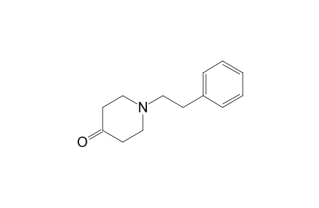 1-Phenethyl-4-piperidone