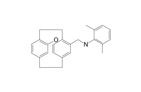 13-[(2,6-Dimethylphenylamino)methyl]tricyclo [8.2. 2.24,7]hexadeca-1(13),4,6,10(14),11,15-hexaen-5-ol