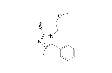 4H-1,2,4-Triazolium, 3-mercapto-4-(2-methoxyethyl)-1-methyl-5-phenyl-, inner salt