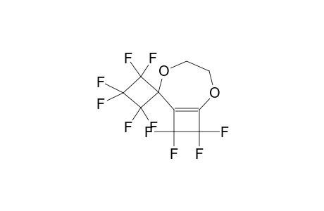 BICYCLO[5.2.0]-2-SPIROHEXAFLUOROCYCLOBUTYL-3,6-DIOXA-8,8,9,9-TETRAFLUORONON-1(7)-ENE