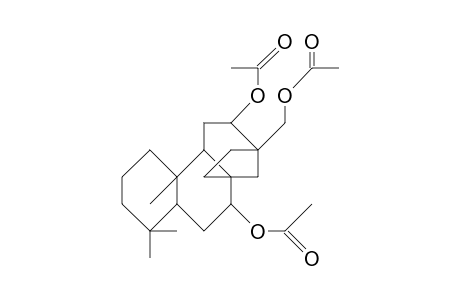 7,12,17-Triacetoxy-ent-beyerane