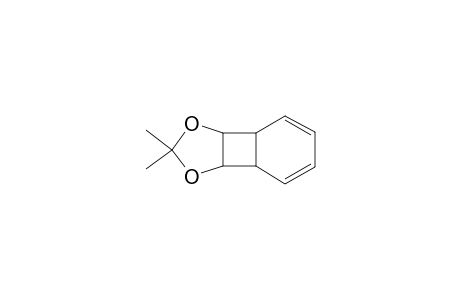 exo-7,8-Isopropylidenedioxy-bicyclo(4.2.0)octa-2,4-diene